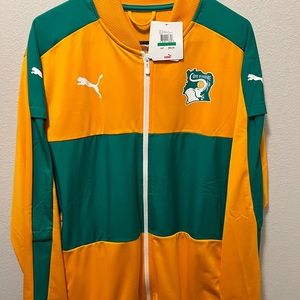 size L ivory coast full zip soccer jacket! NWT!